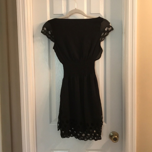 Little black dress - Picture 2 of 5